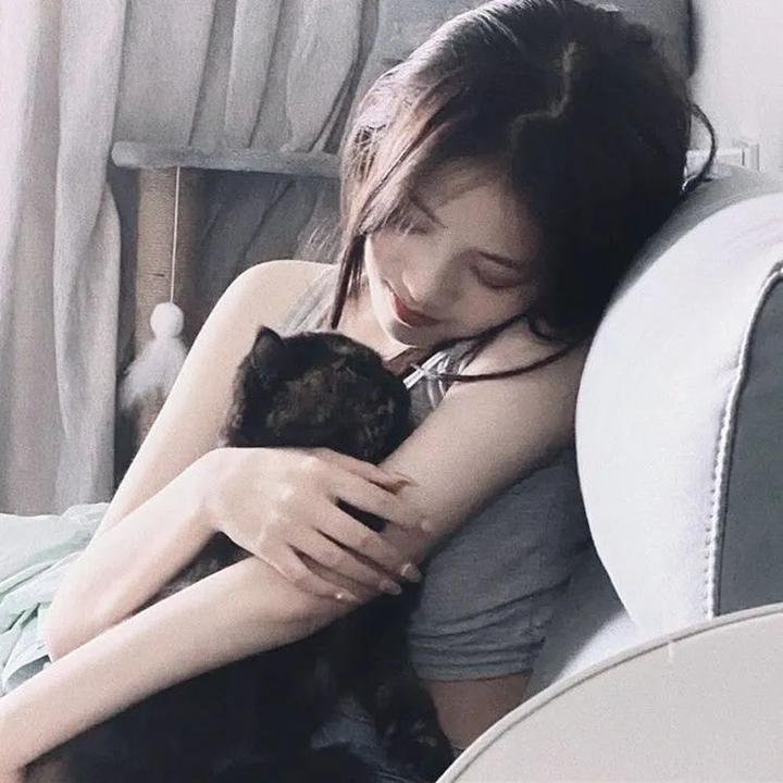 穿越成反派，我拒交兵权